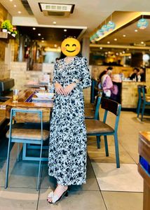 Women's Floral V-neck Multicolour Dress
