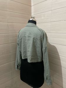 Cropped Green Button-Up Shirt