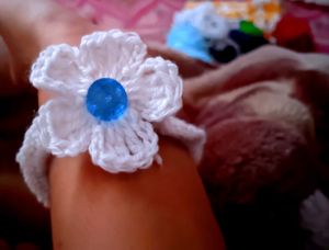 2 “Handmade Crochet Floral Hair Tie🌸🤍
