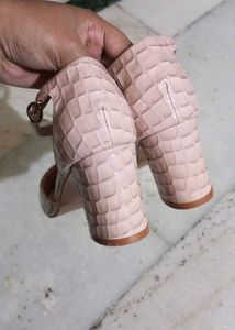 Diamond Design Heels 👠