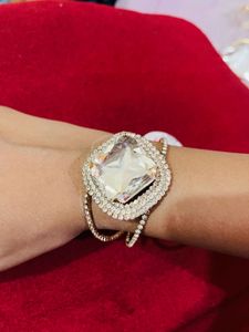 Stunning Crystal Bracelet new with tag