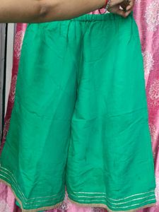 embroidery green suit set