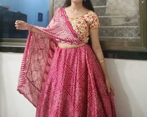 BLOUSE AND SAREE SET♥️