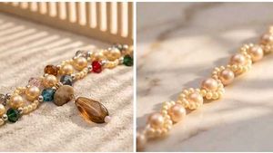 pack of 2 handmade Korean beaded bracelet