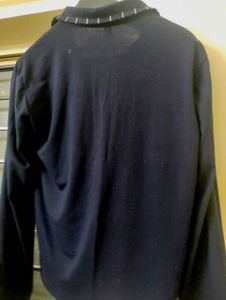 Body top with unique patch design