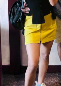 Chic Yellow Mini Skirt with Zipper Detail