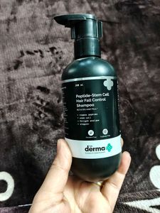 The Derma Co Shampoo