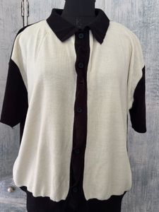 Stylish Two-Tone Collared Top