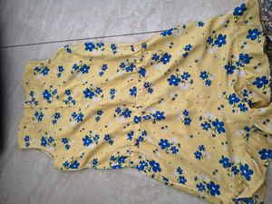 Cute Yellow Floral jumpsuit