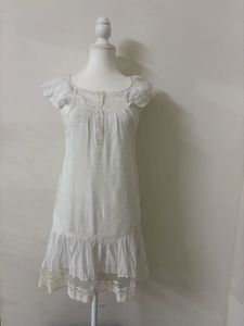 White Lace Trimmed Blouse ✨🤍
