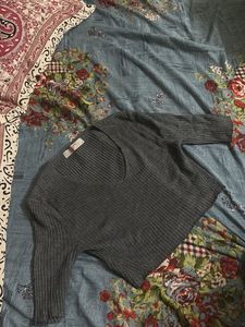 Grey Ribbed V-Neck Top
