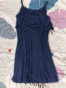 ✨ Dark Blue Floral Dress With Pockets – GAP ✨