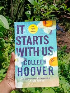 It Ends With Us: Colleen Hoover Book