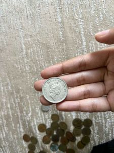 Queen Elizabeth The 2nd 1 Hong Kong Dollar 89'