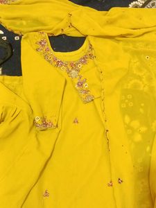 suit salwar and dupatta set