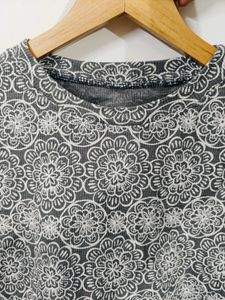 Gray Floral Print T-Shirt