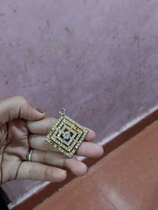 Elegant Pendant Set