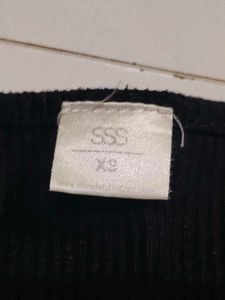 Black Ribbed Button-Up Long Sleeve Top