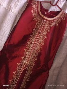 Elegant Red Embellished Kurta