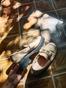 Square Toe BEIGE LOAFER