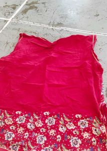 red lehenga suit
