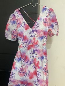 V-Neck Floral Puff Sleeve Mini Dress