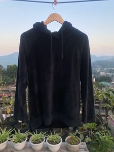 Nykaa Black Hoodie