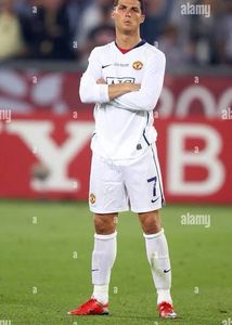 Man Utd 2009 ucl final with barca ronaldo jersey