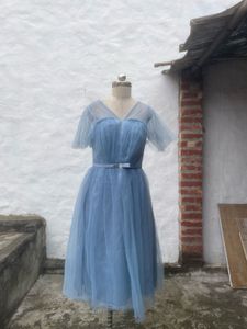 Elegant Blue Tulle Midi Dress
