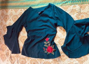 sale🆘 Green Embroidered Ruffle Sleeve top