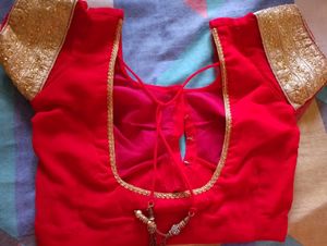 Womens Red Saree