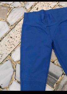 BLUE JEGGINGS FLORAL TOP