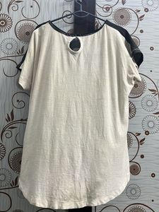 Unique Graphic Print T-Shirt