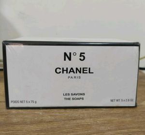 Chanel N°5 The Soaps