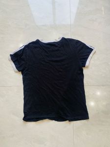 ADIDAS T SHIRT
