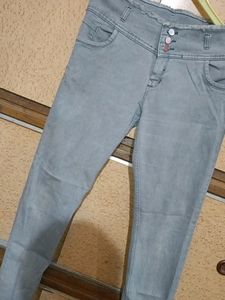 Skinny Fit Jeans For Womens **3 Buttons**