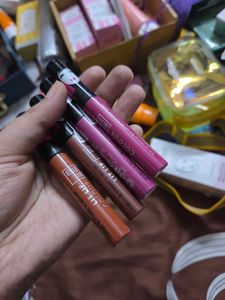 Elle 18 Lipsticks - Set of 4
