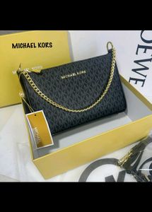 Micheal Kors Slingbags