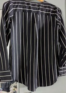 ✅Striped V-Neck Blouse