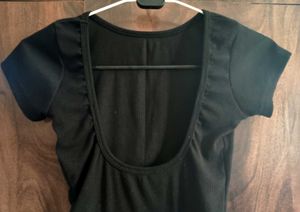 backless Balck crop top