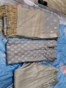 Elegant Grey Kurta Set front back same