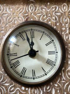 Wooden Decorative Clock Tray working