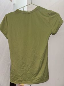 🍵 Matcha Green Fitted Tee 𝜗𝜚˚⋆