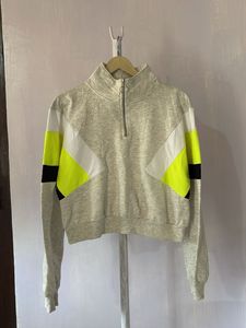 ❌SALE❌H&M Colorblock Pullover Crop Sweatshirt