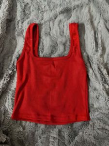 Red Square Neck Tank Top🚨