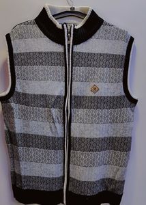 Men's Sleeveless Zip-Up Sweater Vest