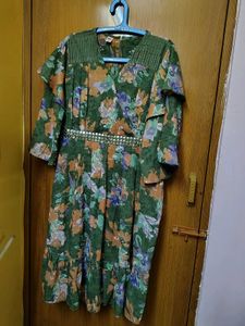 New Floral Print Midi Dress with Embellished Belt