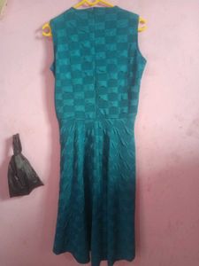 Teal Blue Textured Sleeveless Midi Dress