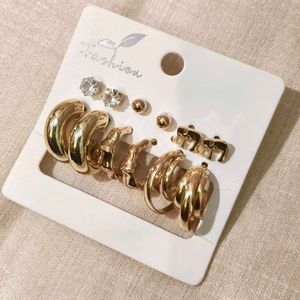 ✨Gold Earring Set ✨
