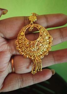 Elegant Gold-Plated Matha Patti Head Jewellery